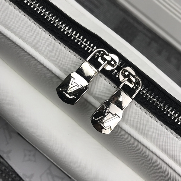 ルイヴィトンバッグ素材ディテール